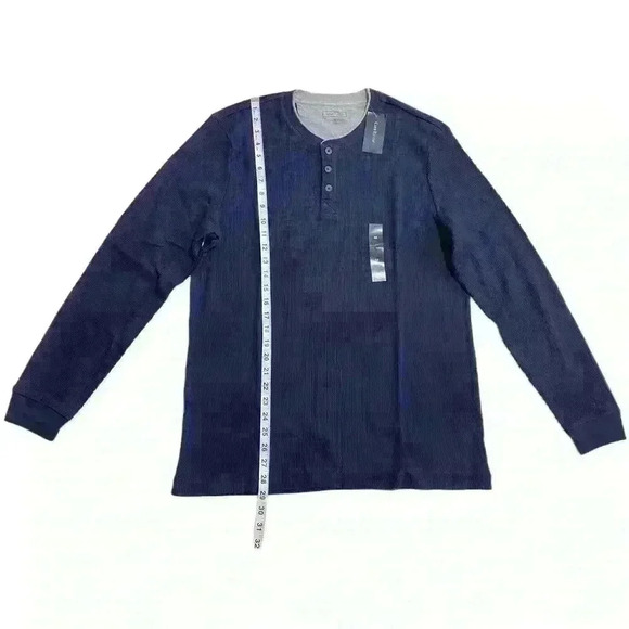 Club Room Men's Thermal Henley Shirt Navy Blue Size M Crewneck three button - Picture 4 of 9